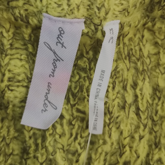 URBAN OUTFITTERS Out From Under Hayden Cable Knit Short - NWT (M) - Picture 8 of 12